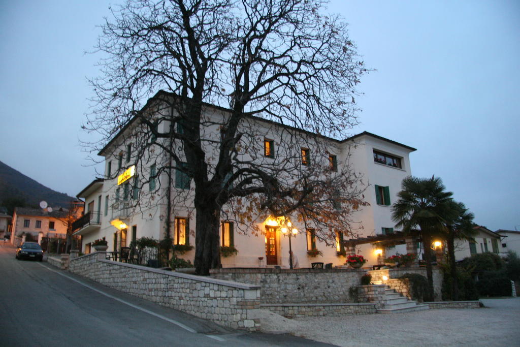 Locanda Alla Posta Borso del Grappa Extérieur photo